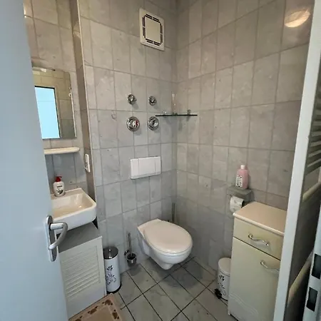 Aux - Am Rennplatz Apartment *
