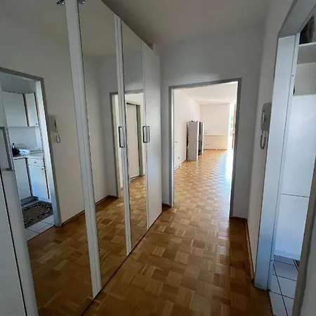 Aux - Am Rennplatz Regensburg